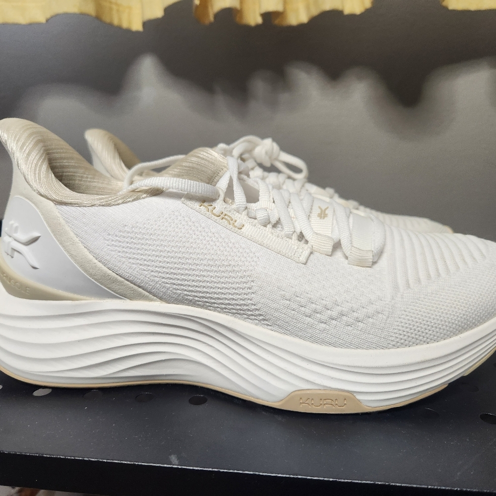 Kuru Atom 2 Women's White Athletic Shoes Sneakers.  Plantar Fasciitis, Heel pain